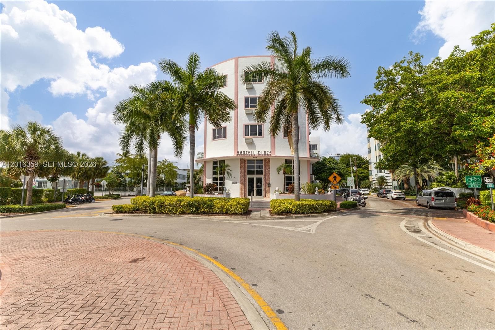 The Mantell Condo · #432 in Miami Beach - Photo 22