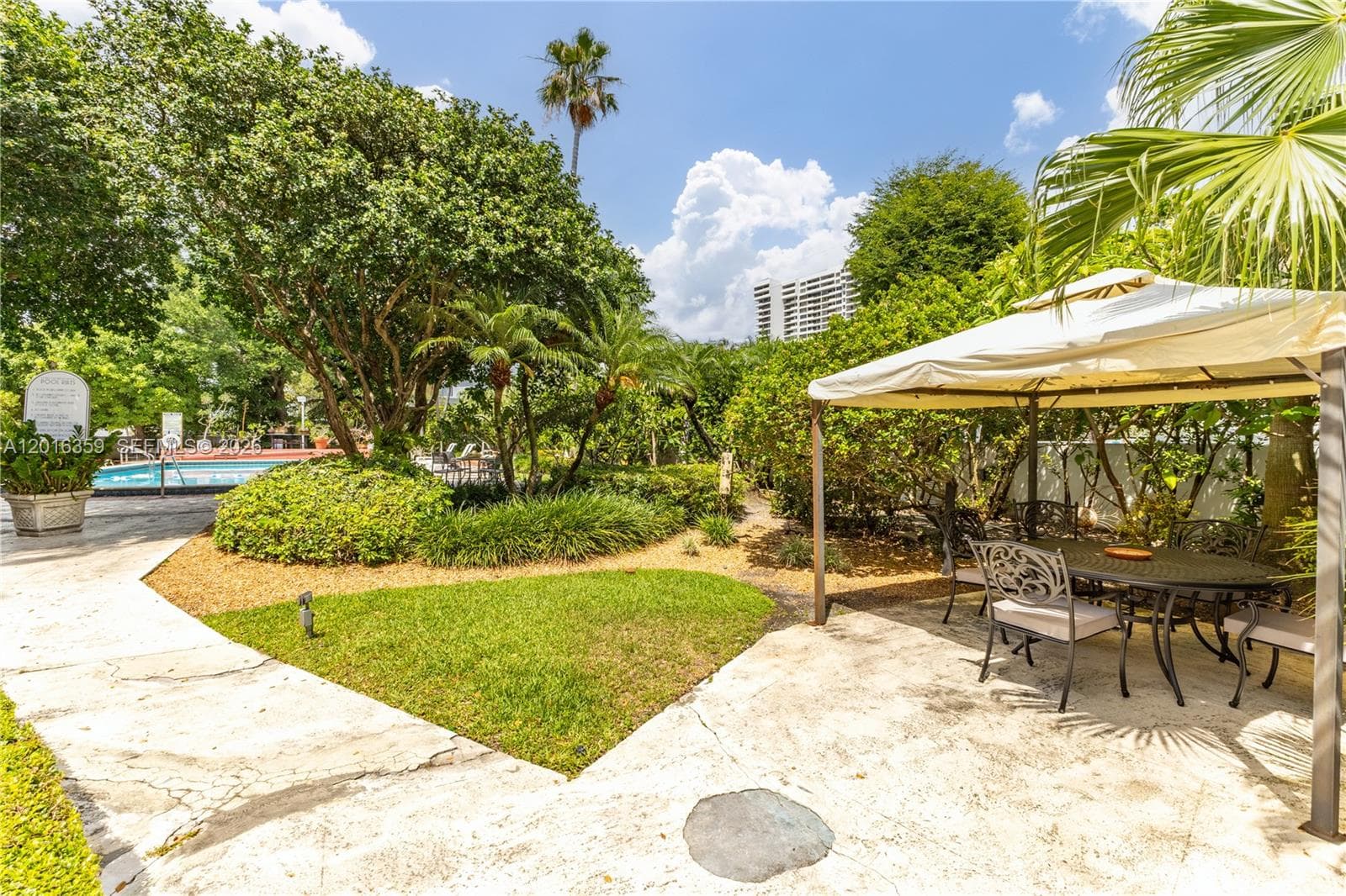 The Mantell Condo · #432 in Miami Beach - Photo 14
