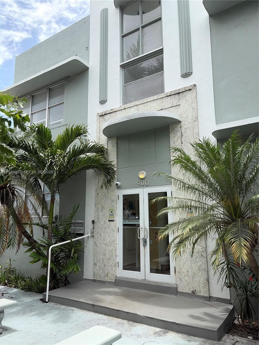 THE CORONET CONDO · #2 in Miami Beach - Photo 1