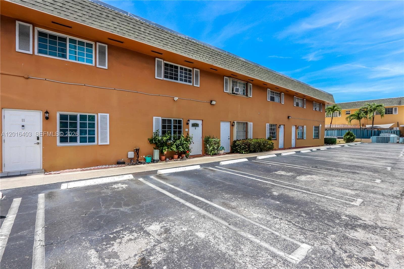 Palm Townhouse · #12 in Hollywood - Photo 31