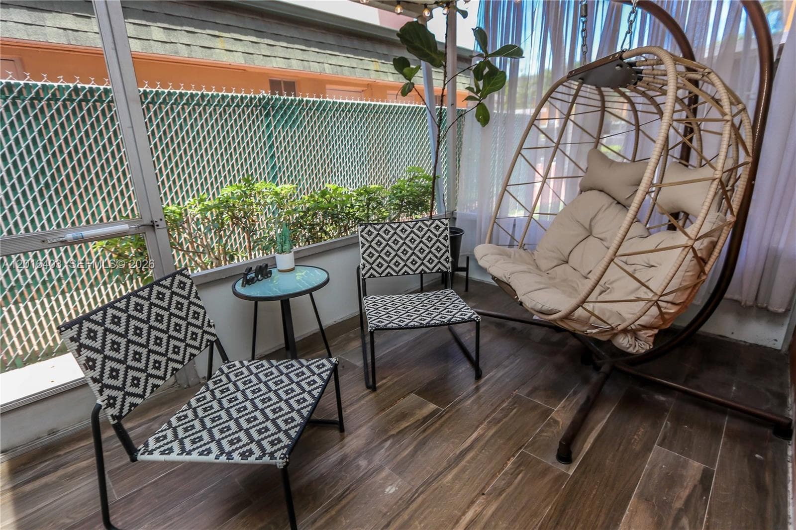 Palm Townhouse · #12 in Hollywood - Photo 25