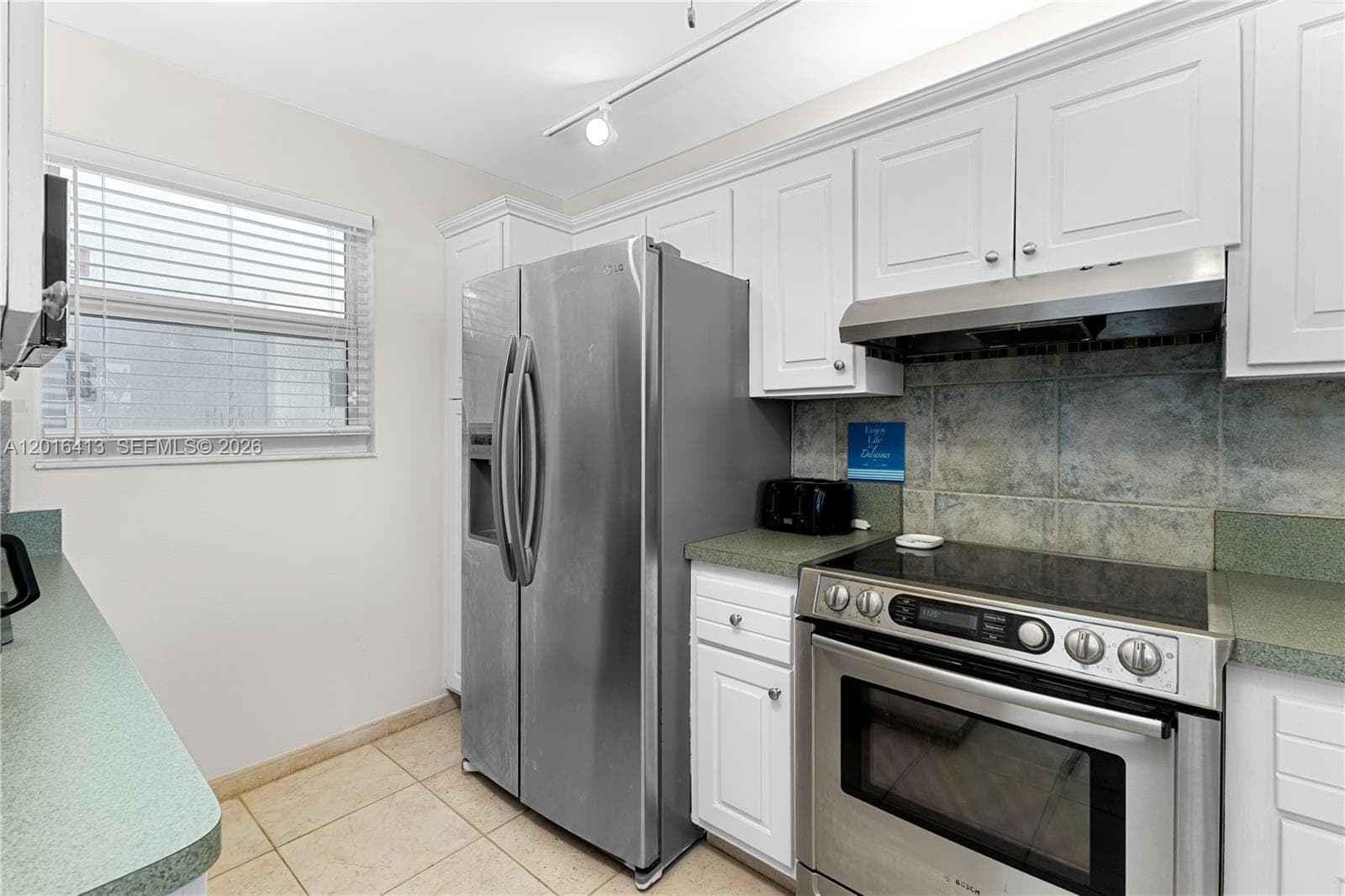 DELPHI TOWERS CONDO · #409 in Pompano Beach - Photo 5