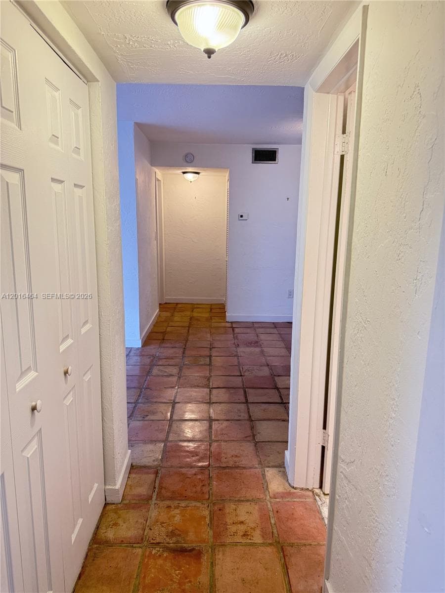 VILLA CAPRI CONDO · #301 in Coral Gables - Photo 7
