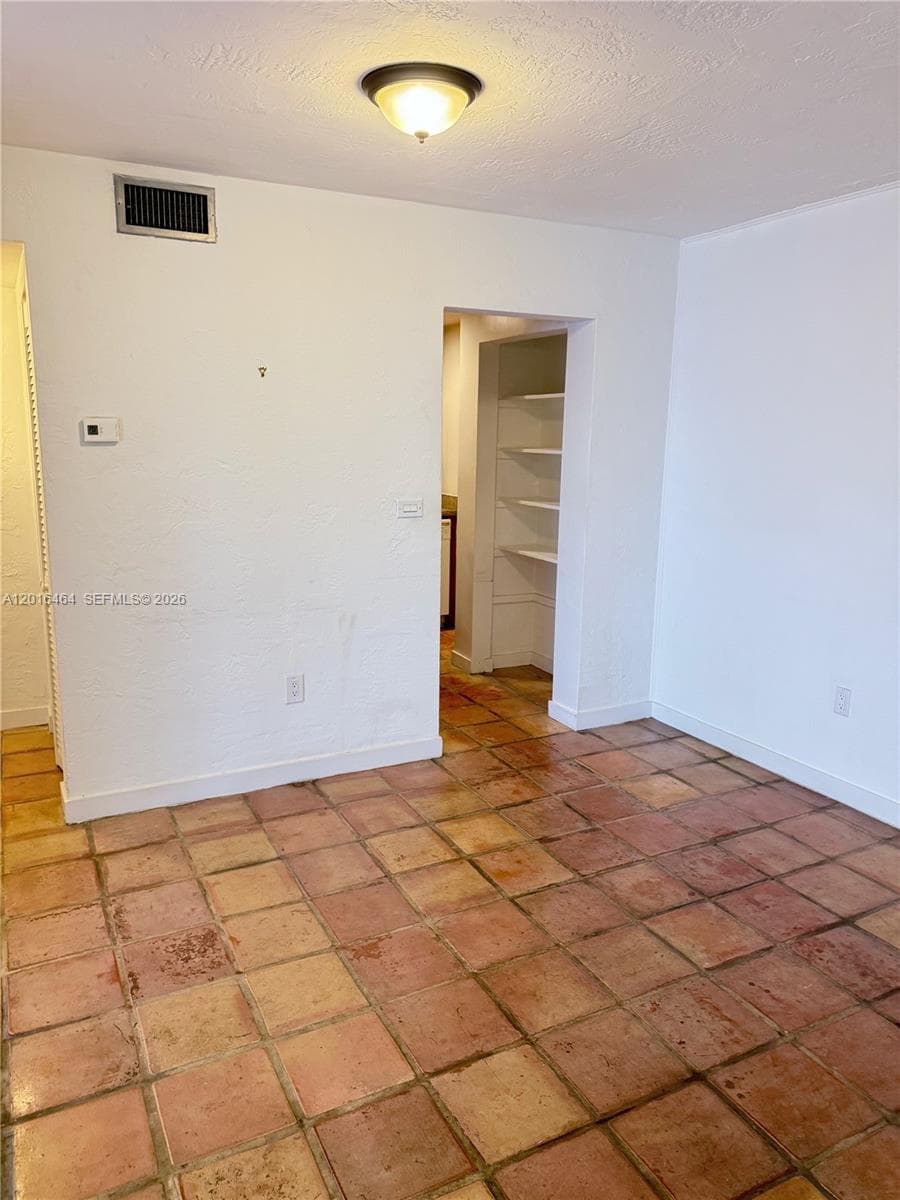 VILLA CAPRI CONDO · #301 in Coral Gables - Photo 5