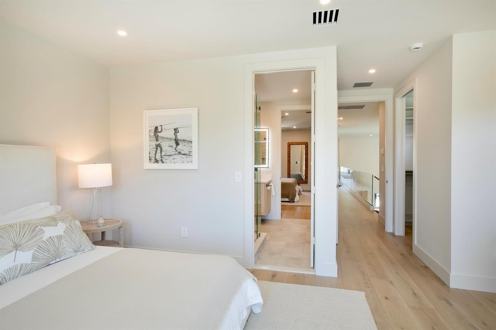 BR 3 VIEW TO JACK/JILL BATH