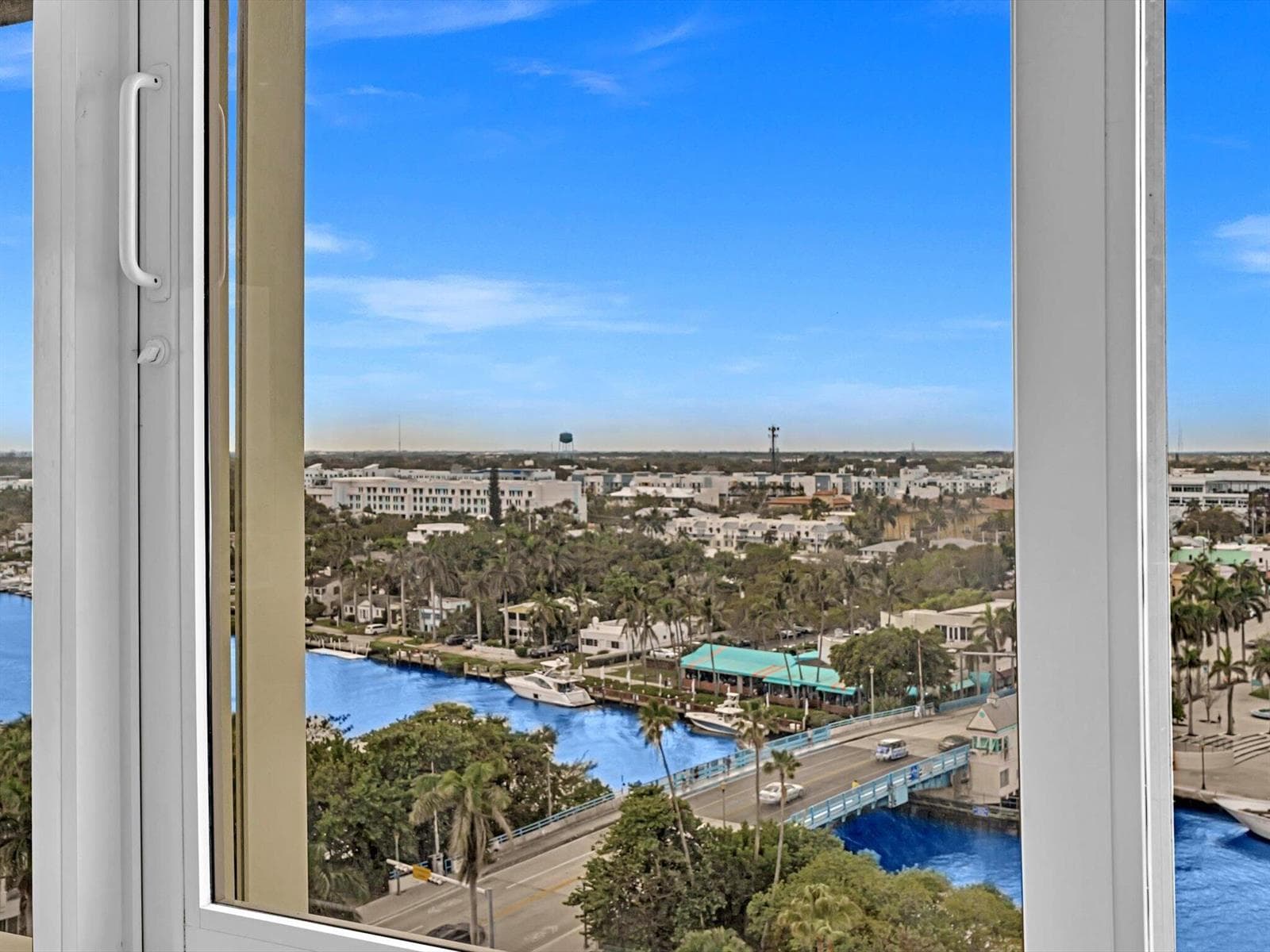 16-DSC00701