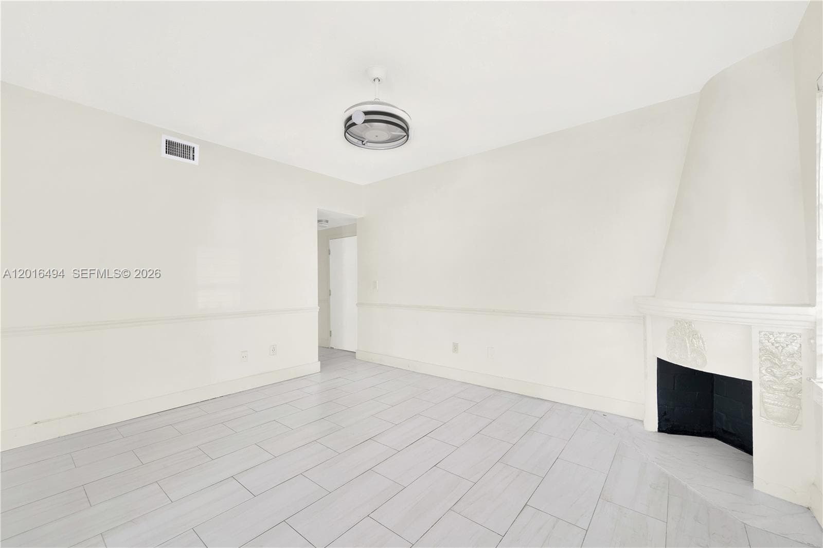 ART DECO CONDO · #102 in Miami Beach - Photo 7