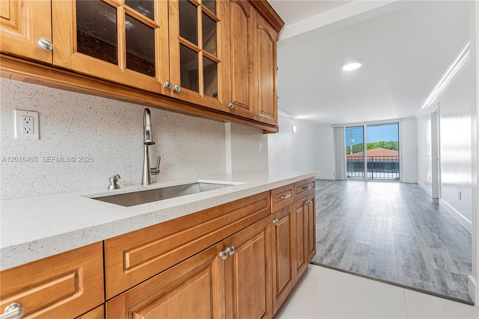 BYRON BEACH CONDO · #201 in Miami Beach - Photo 12