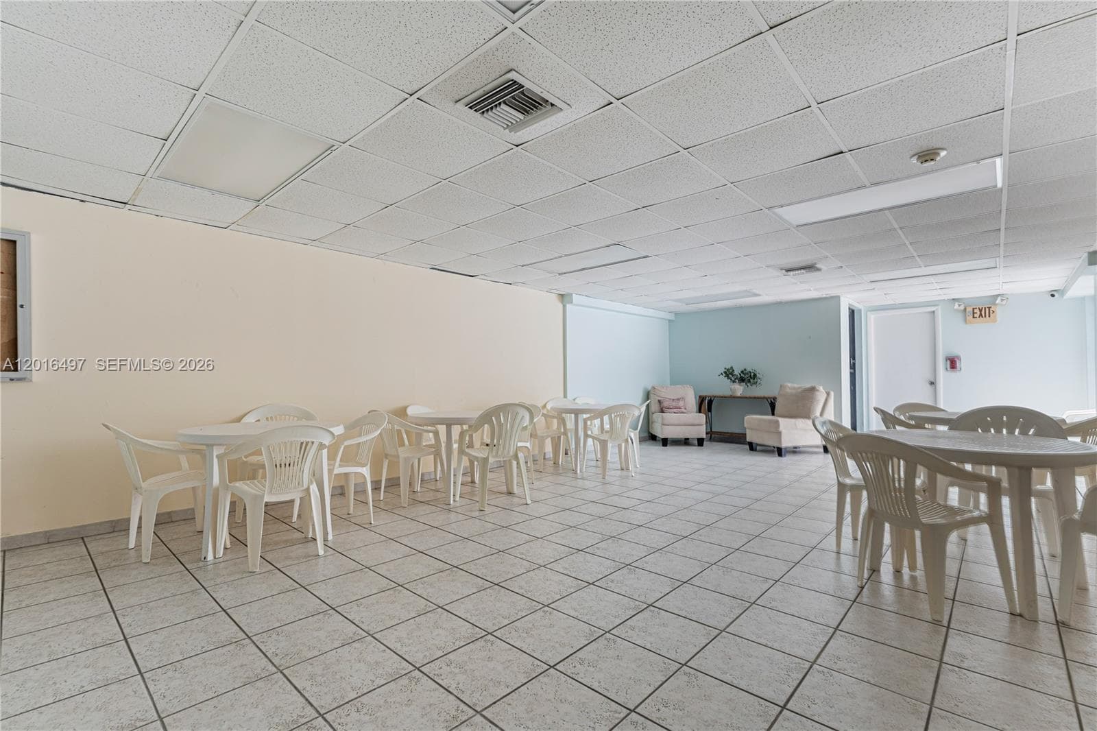 BYRON BEACH CONDO · #201 in Miami Beach - Photo 25