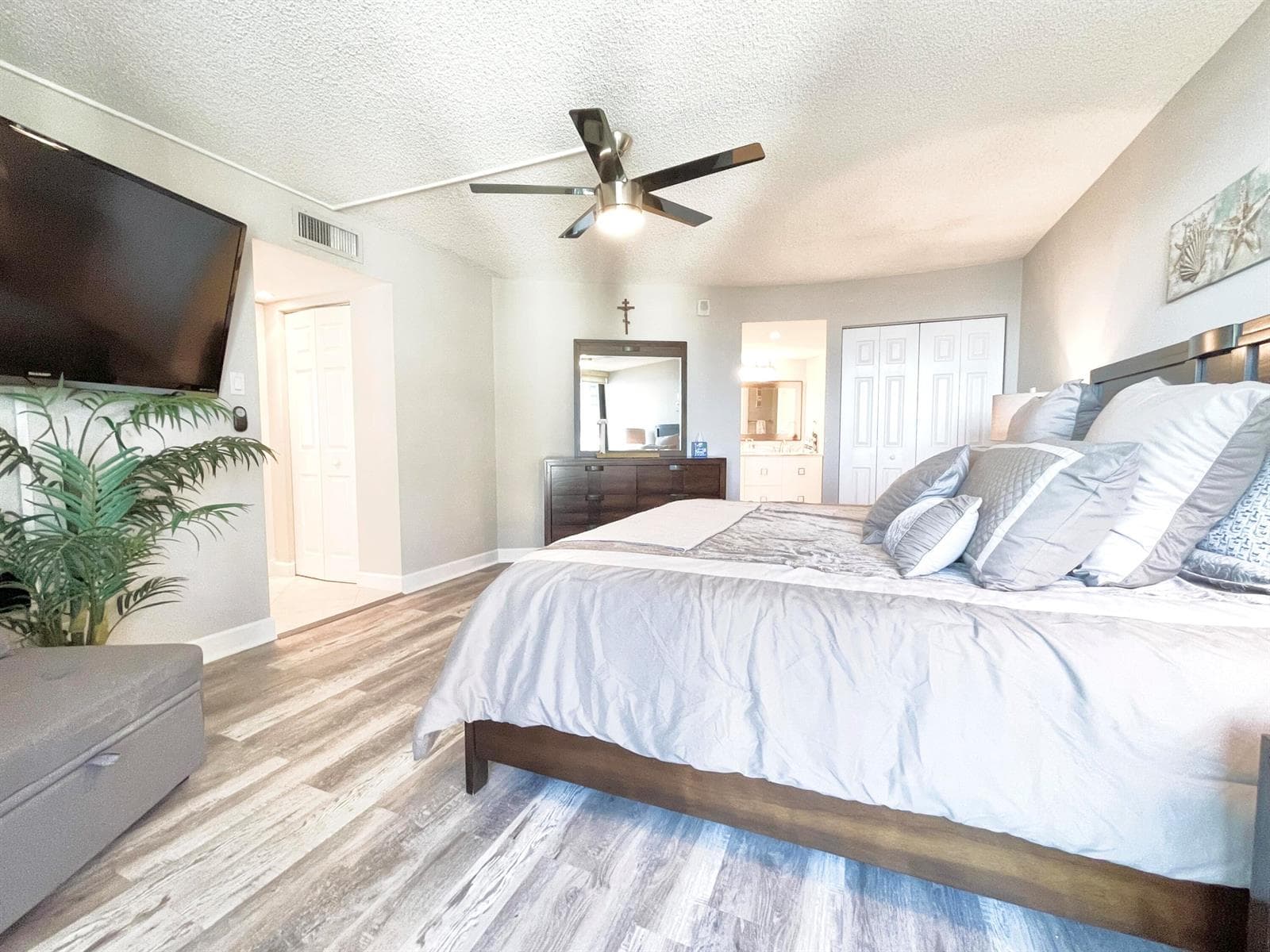 Primary Suite