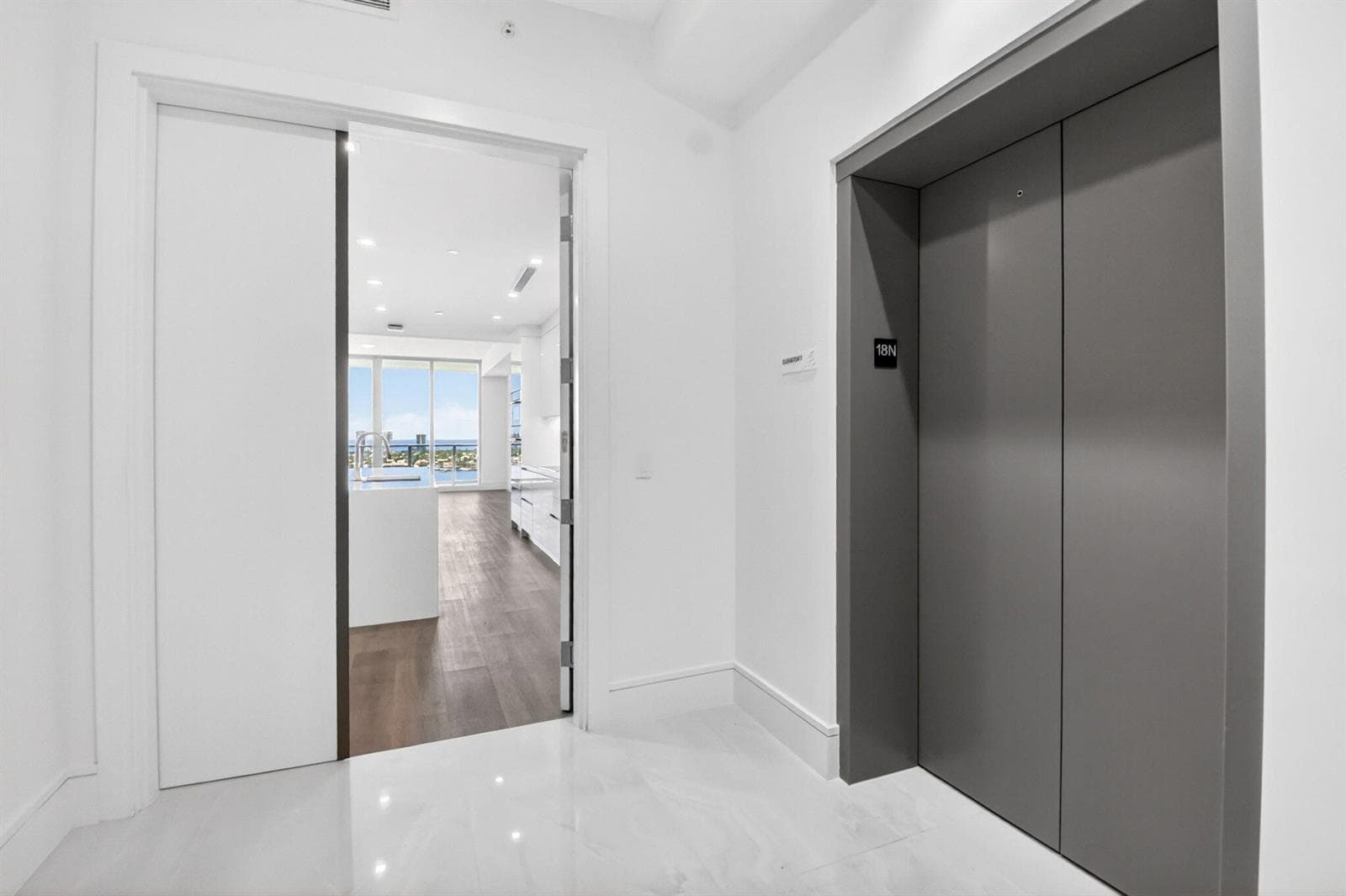 Private Foyer