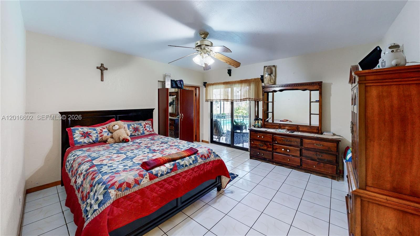 10900 SW 177th Ter photo 30