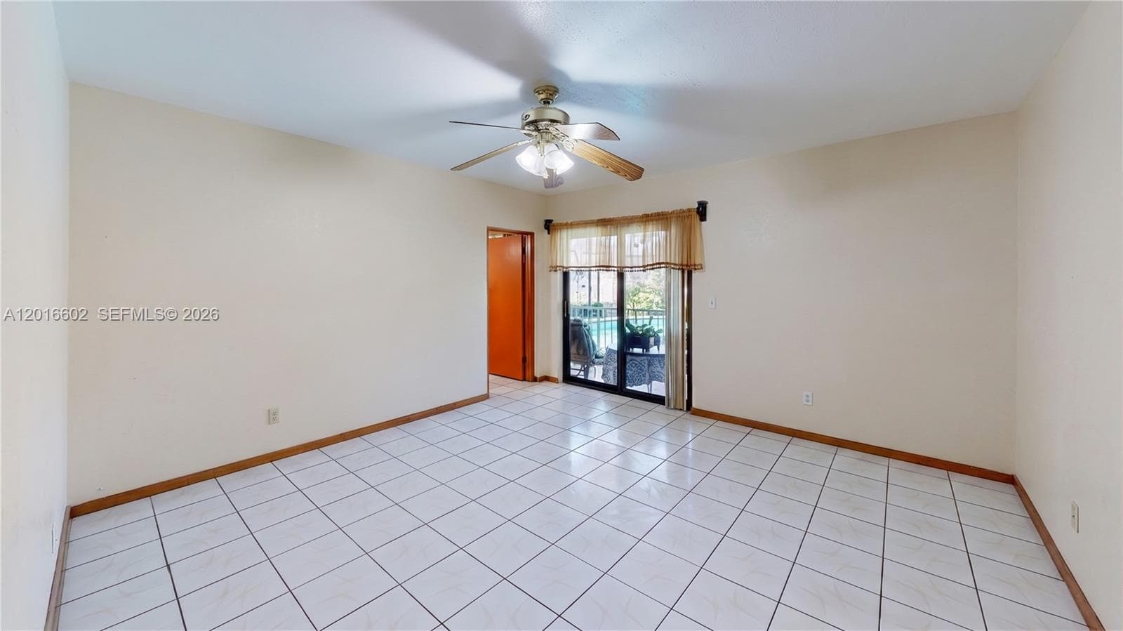 10900 SW 177th Ter photo 33