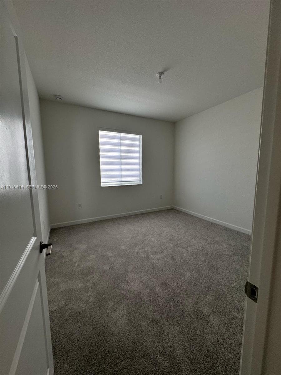 663 SE 13th St Cir photo 13