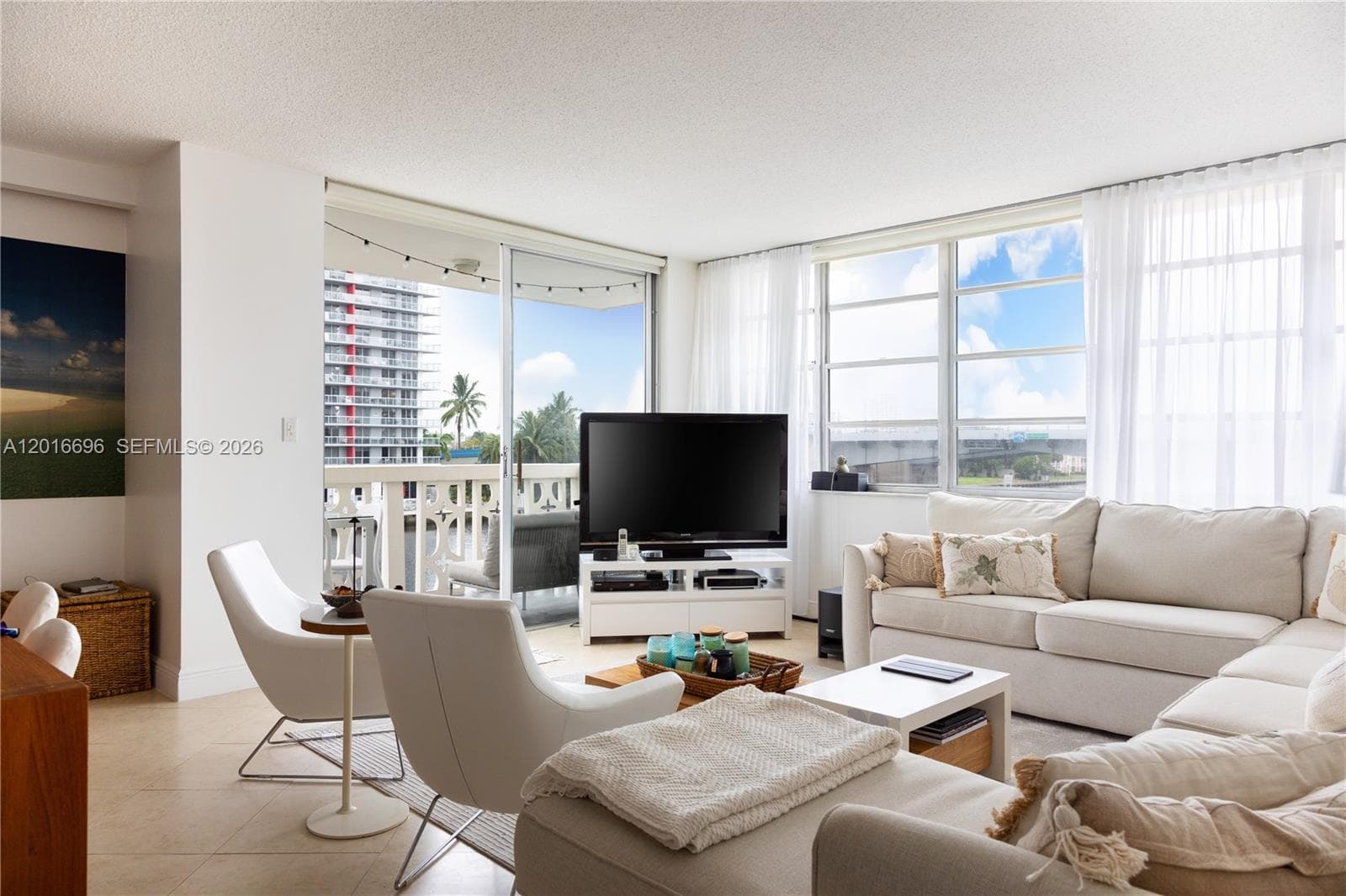 IMPERIAL TOWERS CONDO · #320 in Hallandale Beach - Photo 3