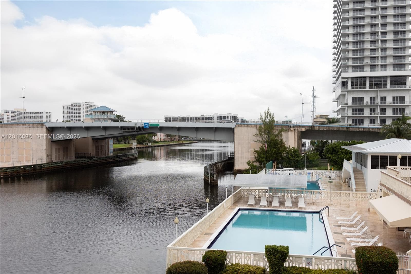IMPERIAL TOWERS CONDO · #320 in Hallandale Beach - Photo 28