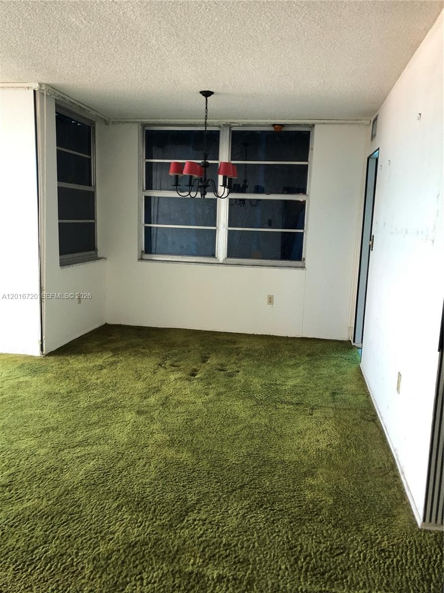Del Prado · #1405 in Aventura - Photo 10