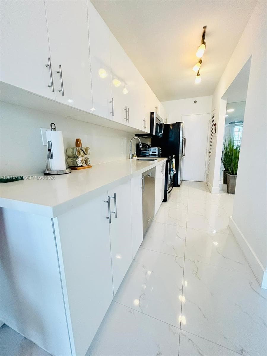 The Decoplage · #1526 in Miami Beach - Photo 3