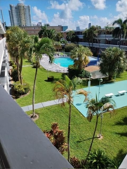 Eldorado Plaza East · #10C in Hallandale Beach - Photo 1