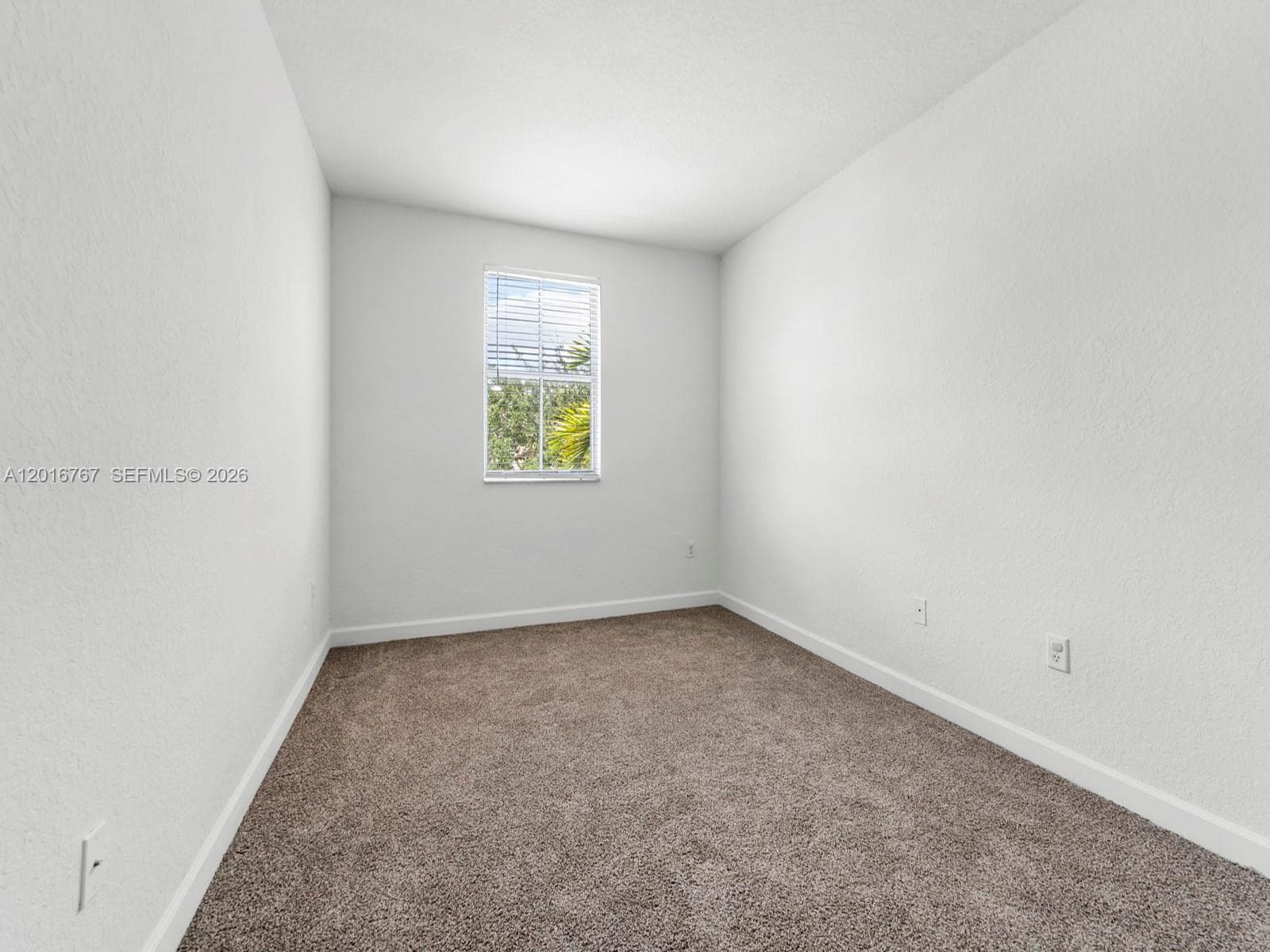 1426 SE 26th Ave photo 25