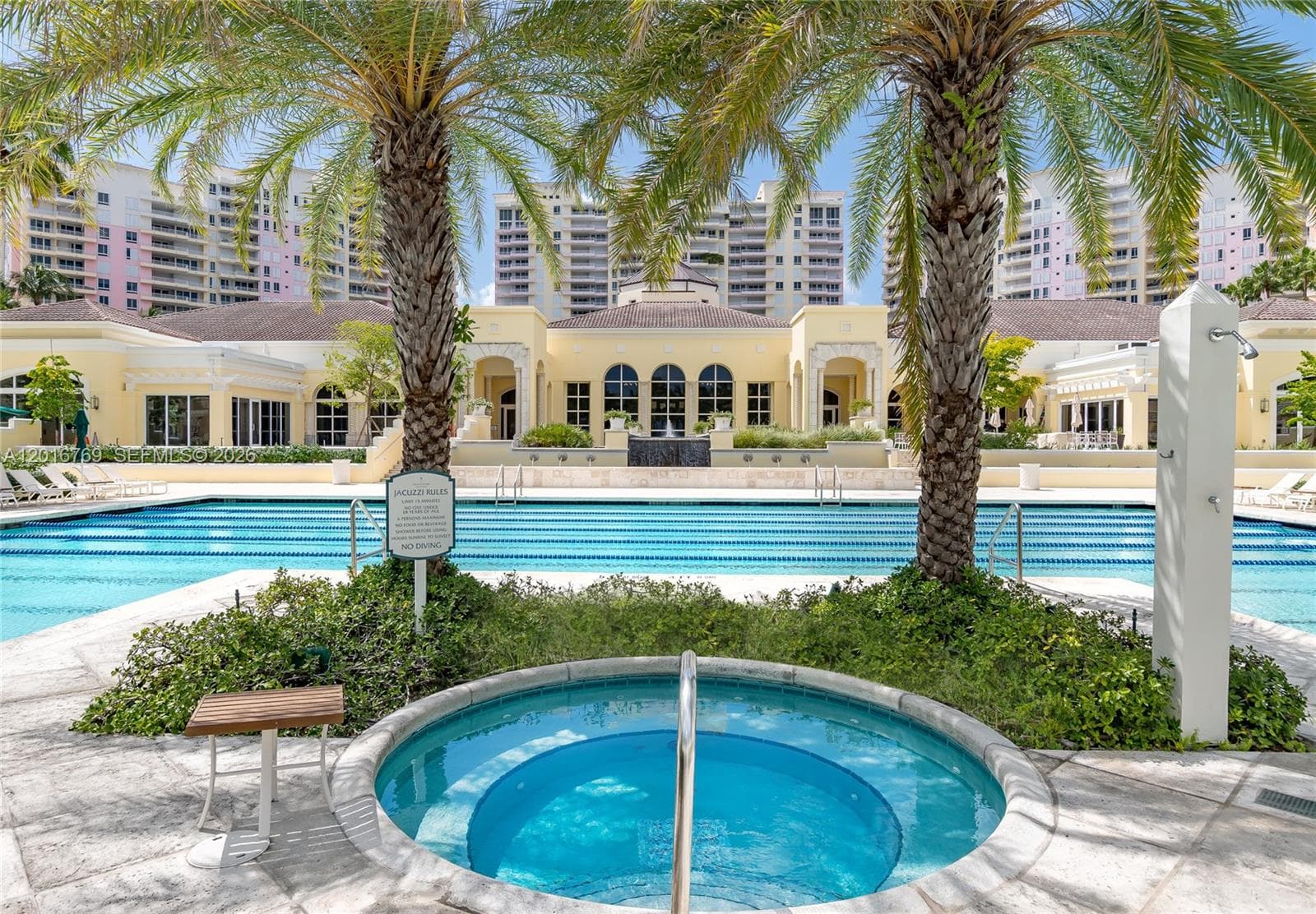 Lake Villa Two · #402 in Key Biscayne - Photo 21