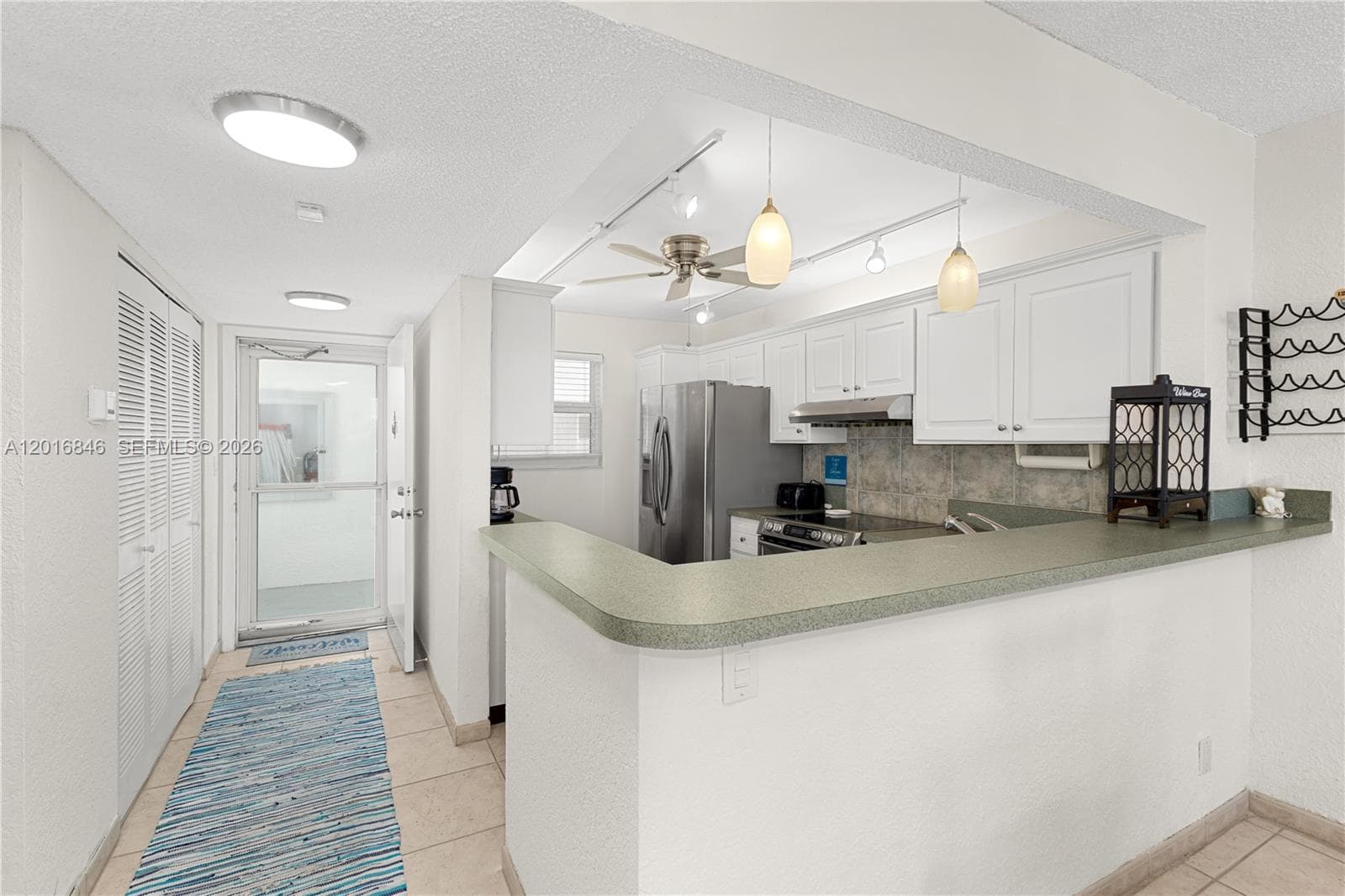 DELPHI TOWERS CONDO · #409 in Pompano Beach - Photo 8