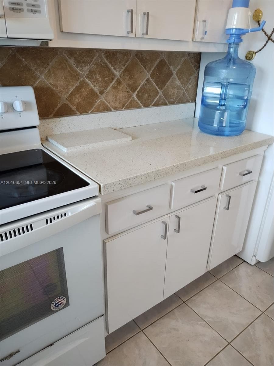 ELDORADO PLAZA EAST CONDO · #10C in Hallandale Beach - Photo 7
