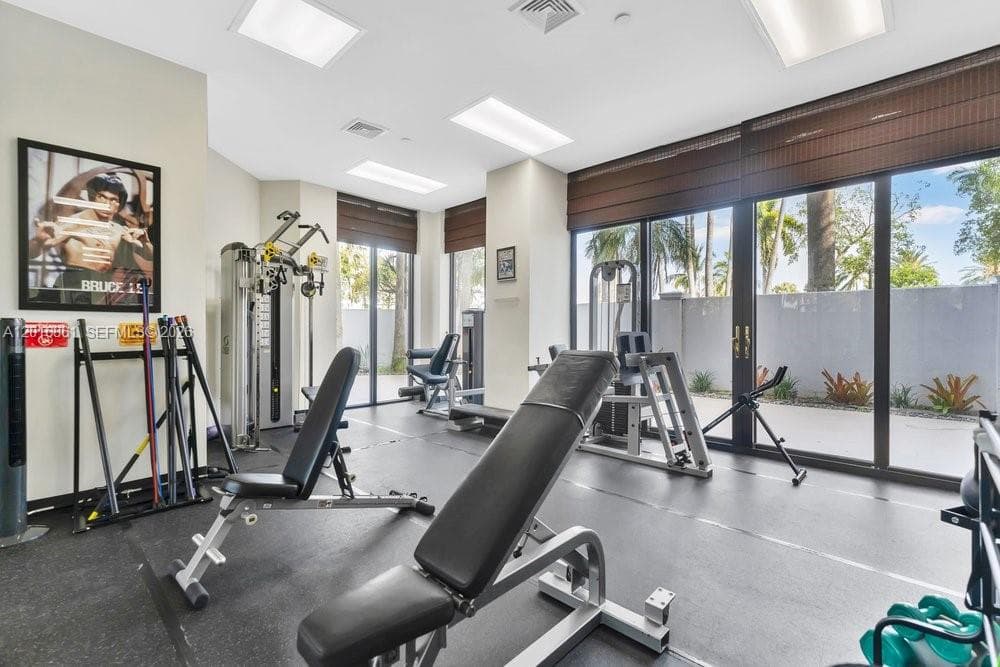 HARBOR TWS · #1801 in Aventura - Photo 30