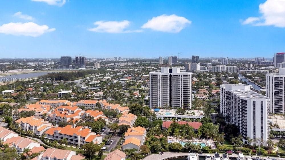 HARBOR TWS · #1801 in Aventura - Photo 37