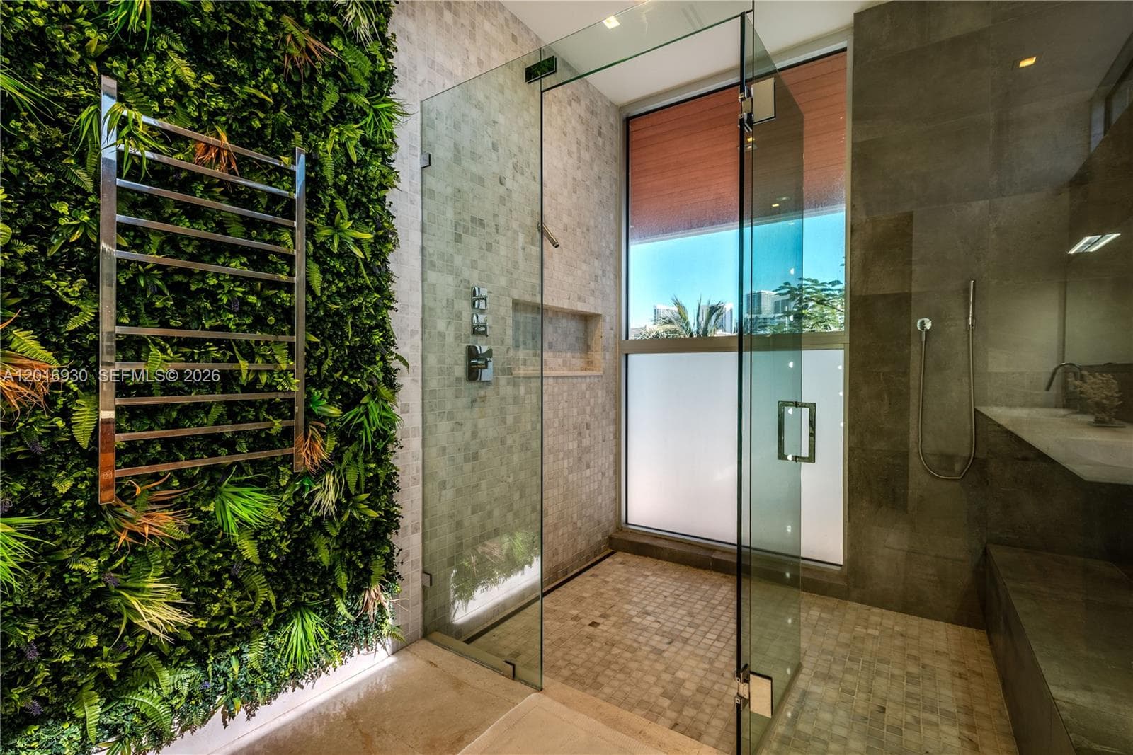 400 Tamarind Dr photo 33