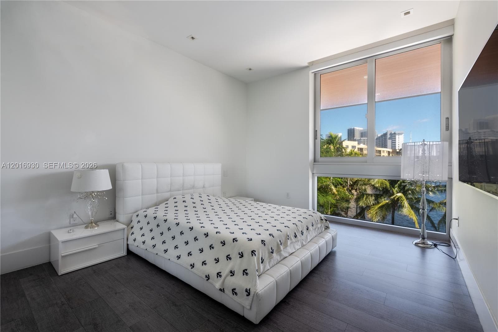 400 Tamarind Dr photo 39