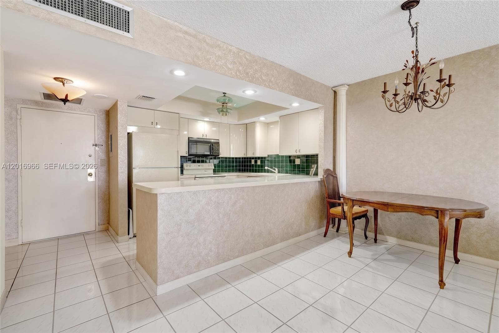 THE OLYMPUS CONDO · #622 in Hallandale Beach - Photo 4