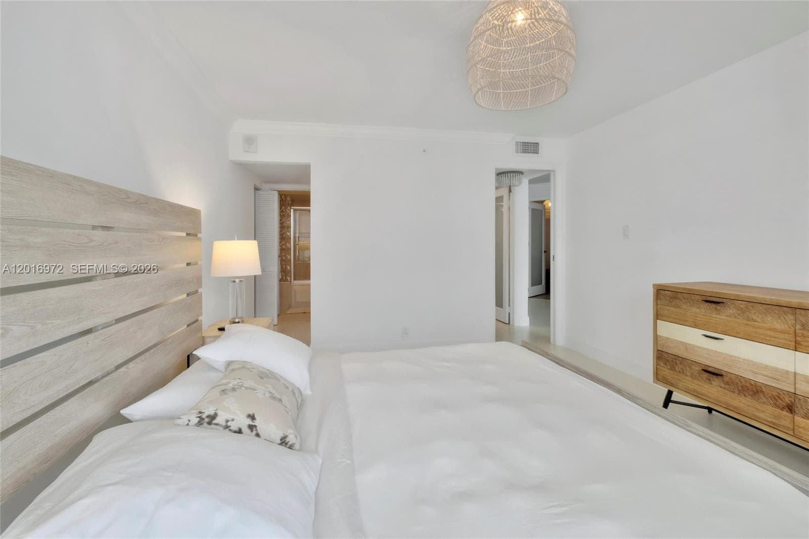 THE RIVIERA CONDO · #1805 in Miami Beach - Photo 4