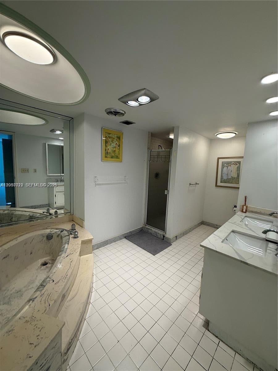 PRINCE GEORGE ARMS CONDO · #15C in Hallandale Beach - Photo 10
