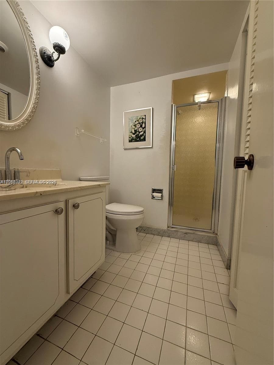 PRINCE GEORGE ARMS CONDO · #15C in Hallandale Beach - Photo 8