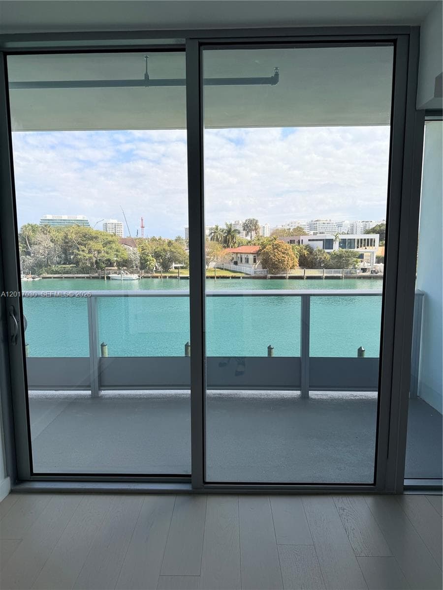 La Baia North · #309 in Bay Harbor Islands - Photo 9