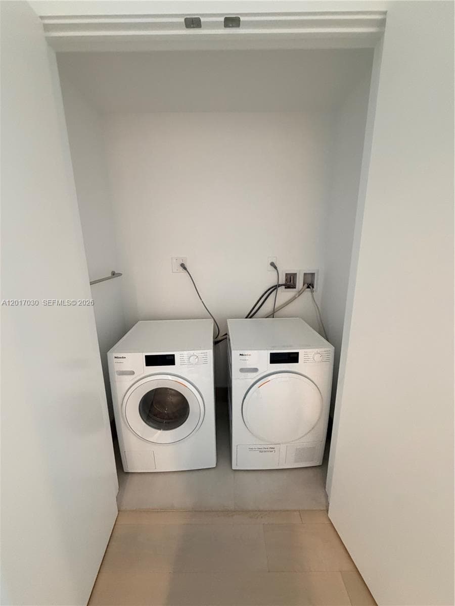 La Baia North · #309 in Bay Harbor Islands - Photo 18