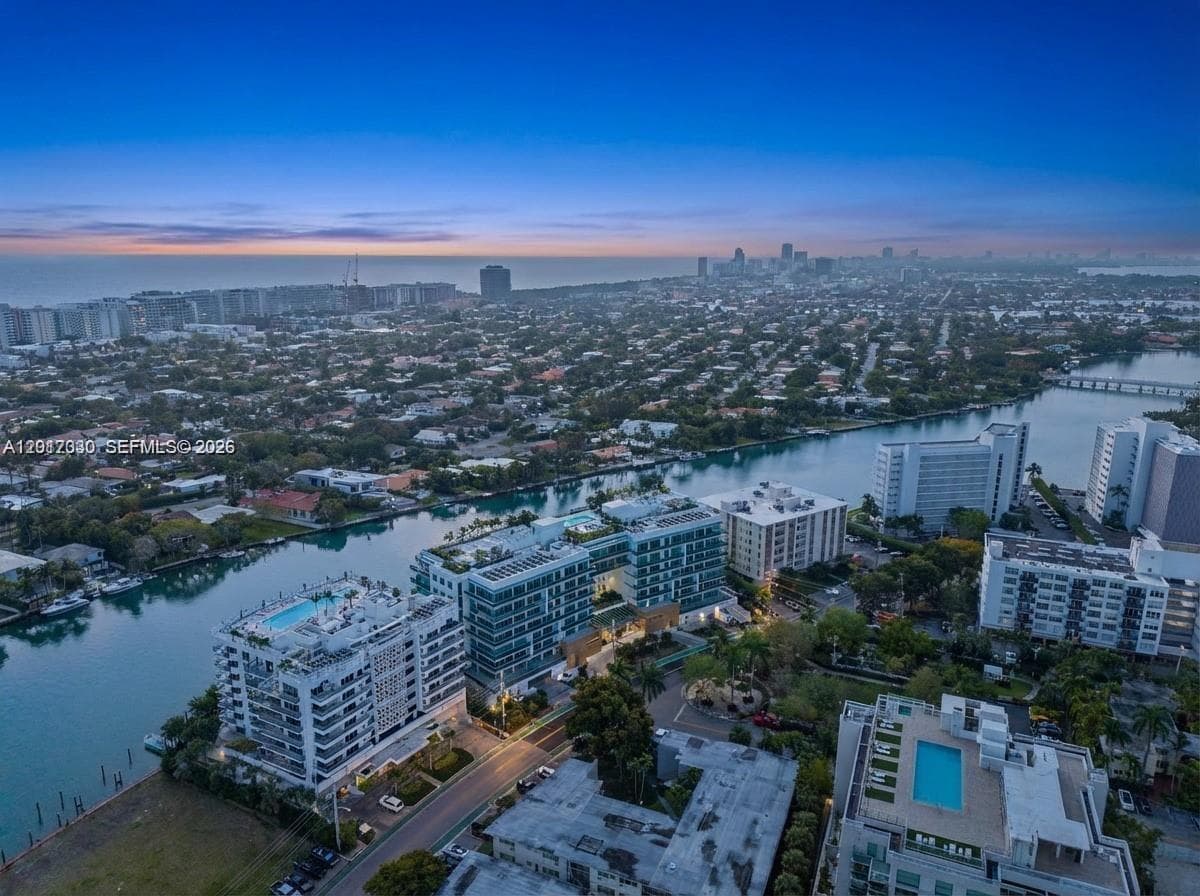 La Baia North · #309 in Bay Harbor Islands - Photo 58