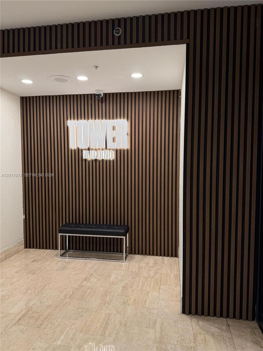 COMMODORE PLAZA CONDO · #T-211 in Aventura - Photo 4