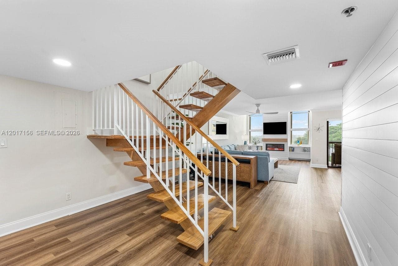 EVERGLADES OF NORTH PALM · #505 in North Palm Beach - Photo 8