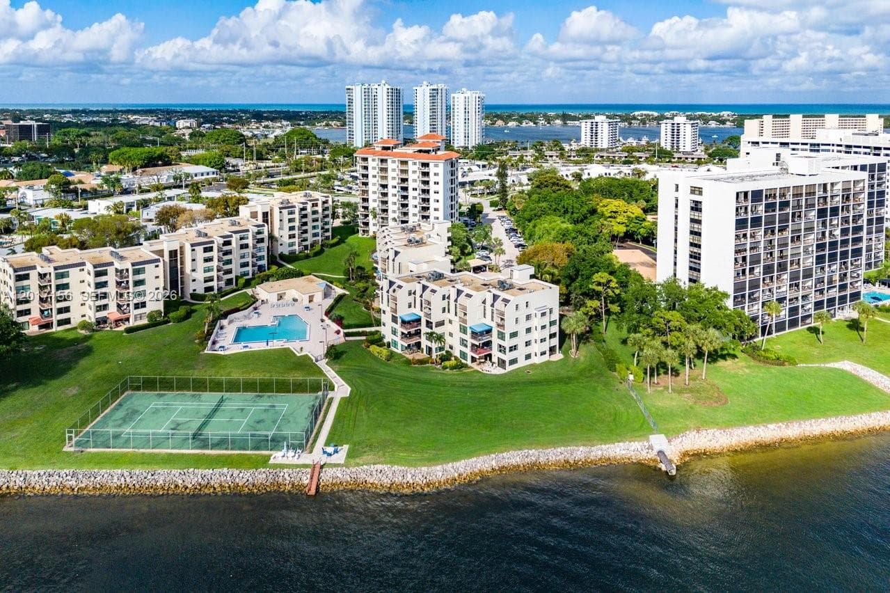 EVERGLADES OF NORTH PALM · #505 in North Palm Beach - Photo 21