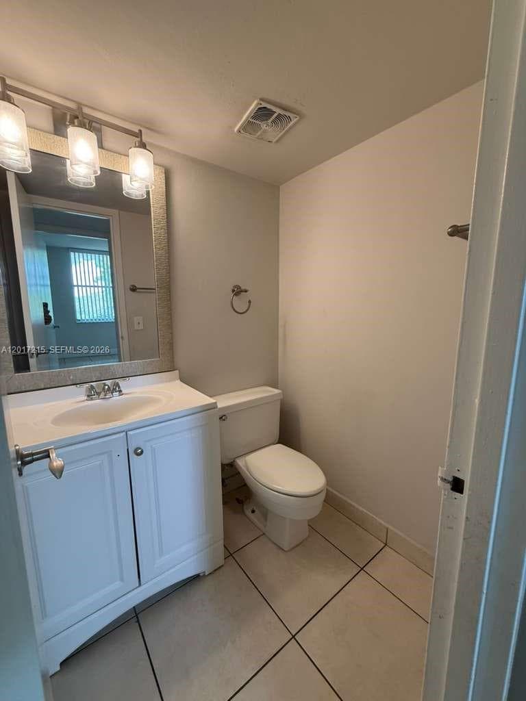 BAYVIEW PALMS CONDO · #442 in North Miami - Photo 2