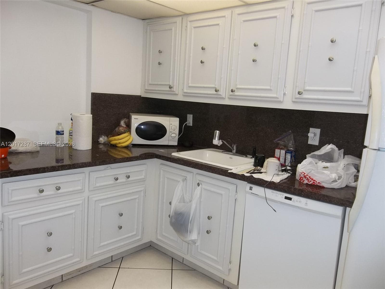DESOTO PARK CONDO · #208 in Hallandale Beach - Photo 7