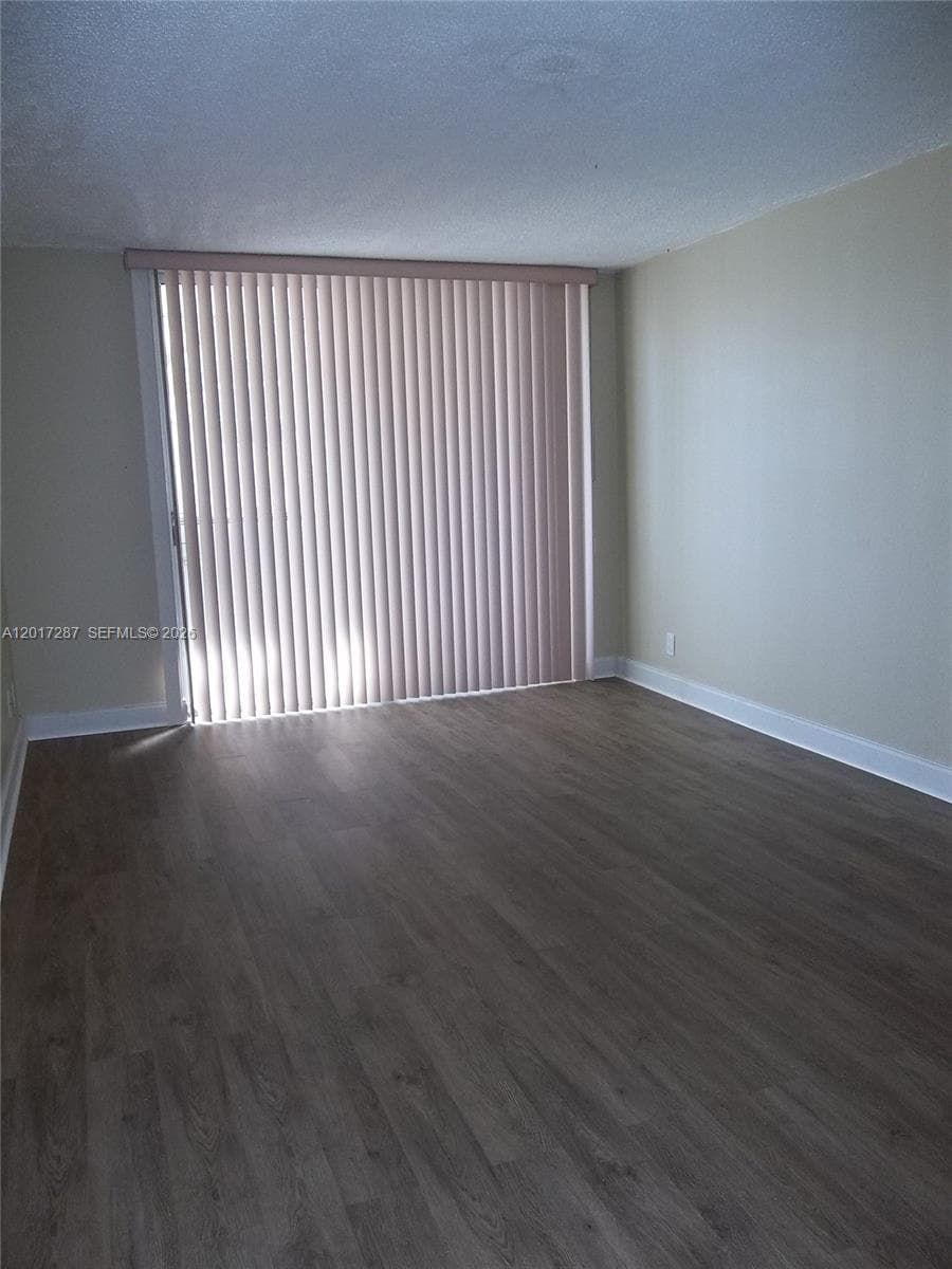 DESOTO PARK CONDO · #208 in Hallandale Beach - Photo 9