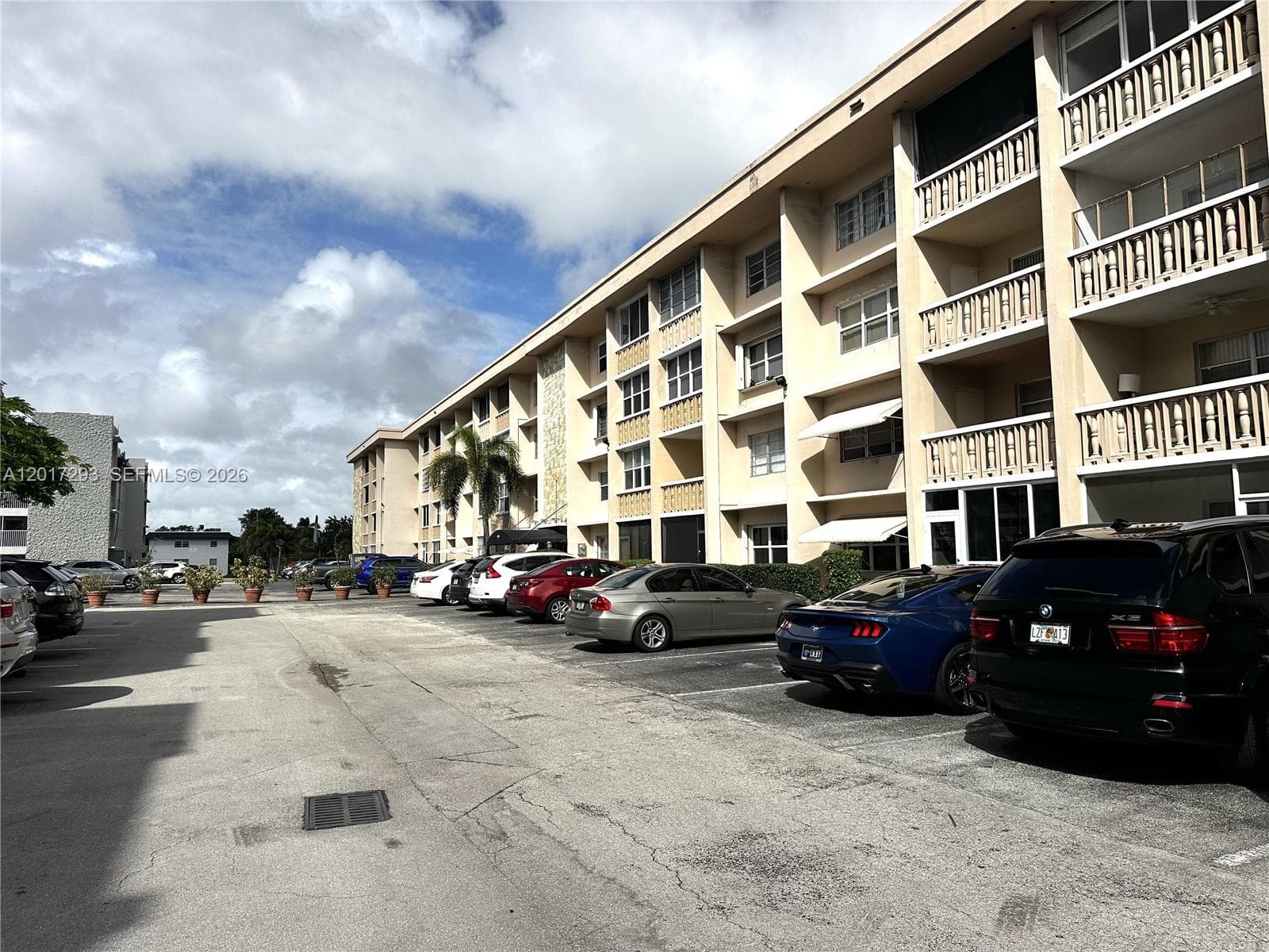 FOURTH GULFSTREAM GARDENS · #415 in Hallandale Beach - Photo 14