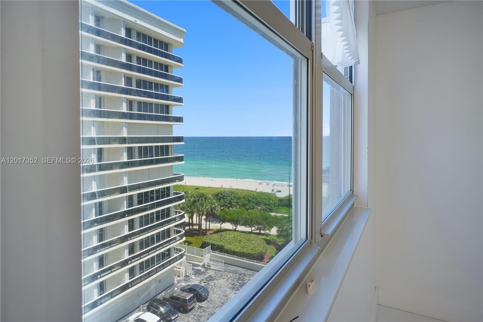 9500 OCEANS CONDO · #901 in Surfside - Photo 8
