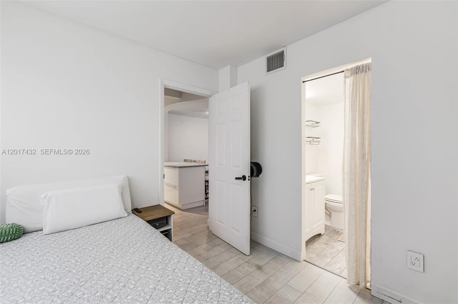 LINCOLN WEST TOWERS · #704 in Miami Beach - Photo 16