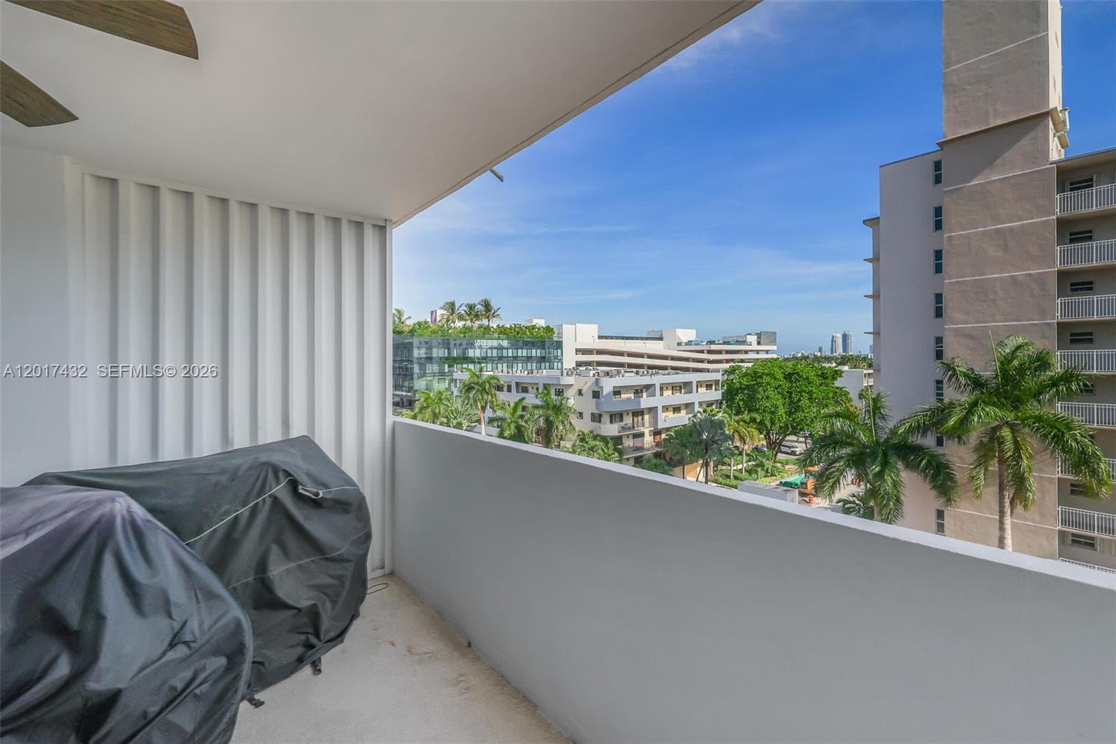 LINCOLN WEST TOWERS · #704 in Miami Beach - Photo 22
