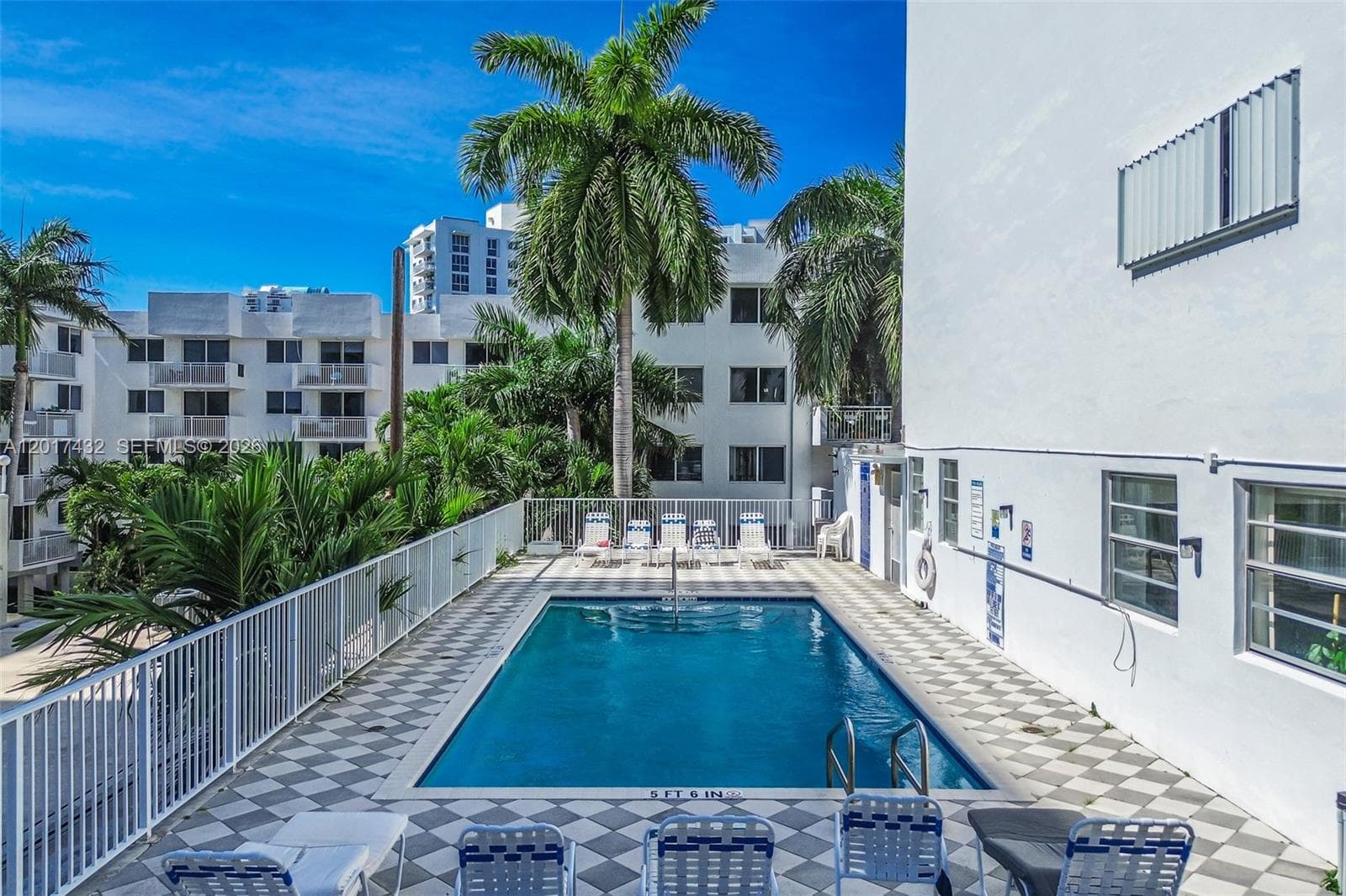 LINCOLN WEST TOWERS · #704 in Miami Beach - Photo 29
