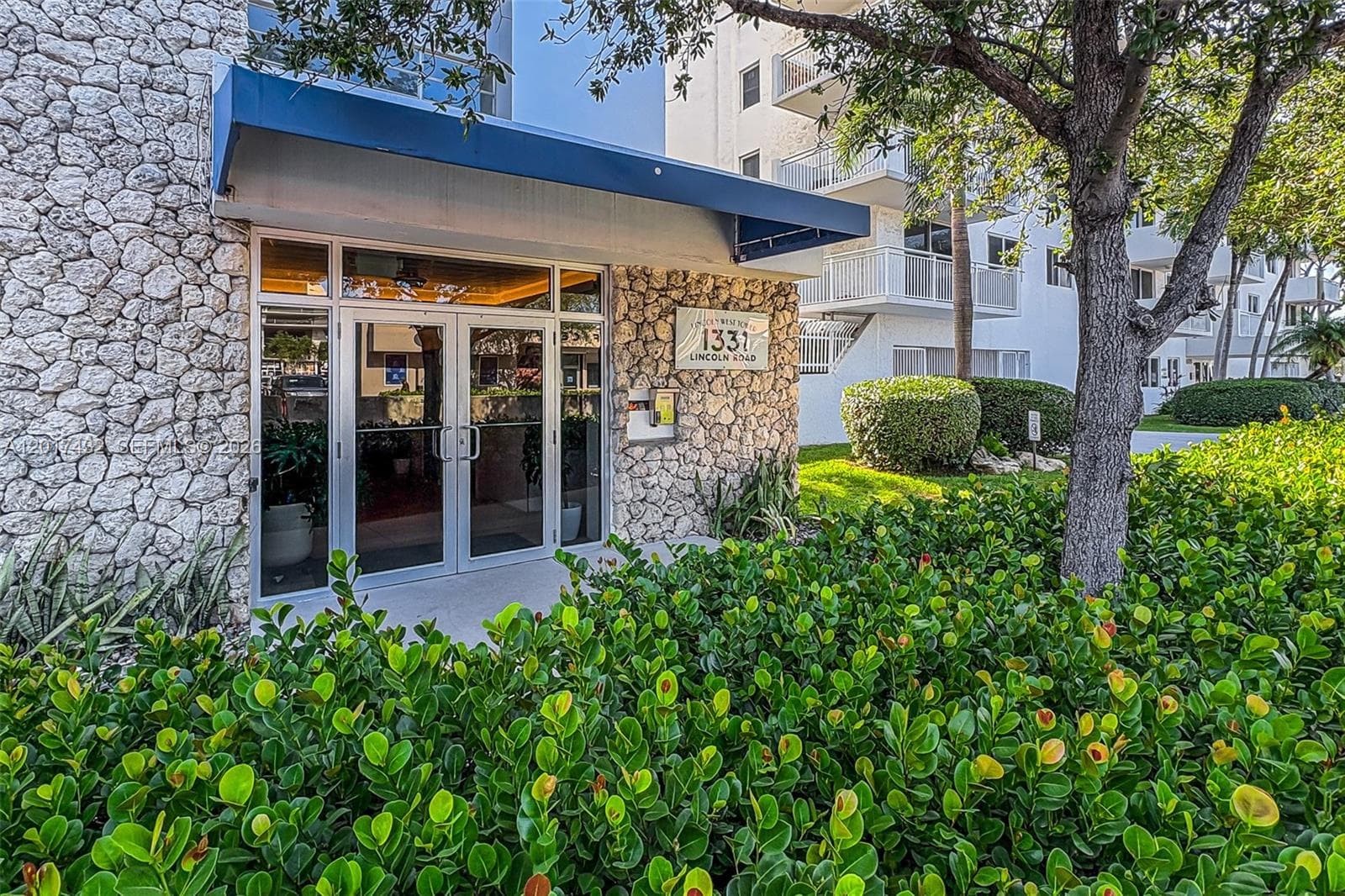 LINCOLN WEST TOWERS · #704 in Miami Beach - Photo 25